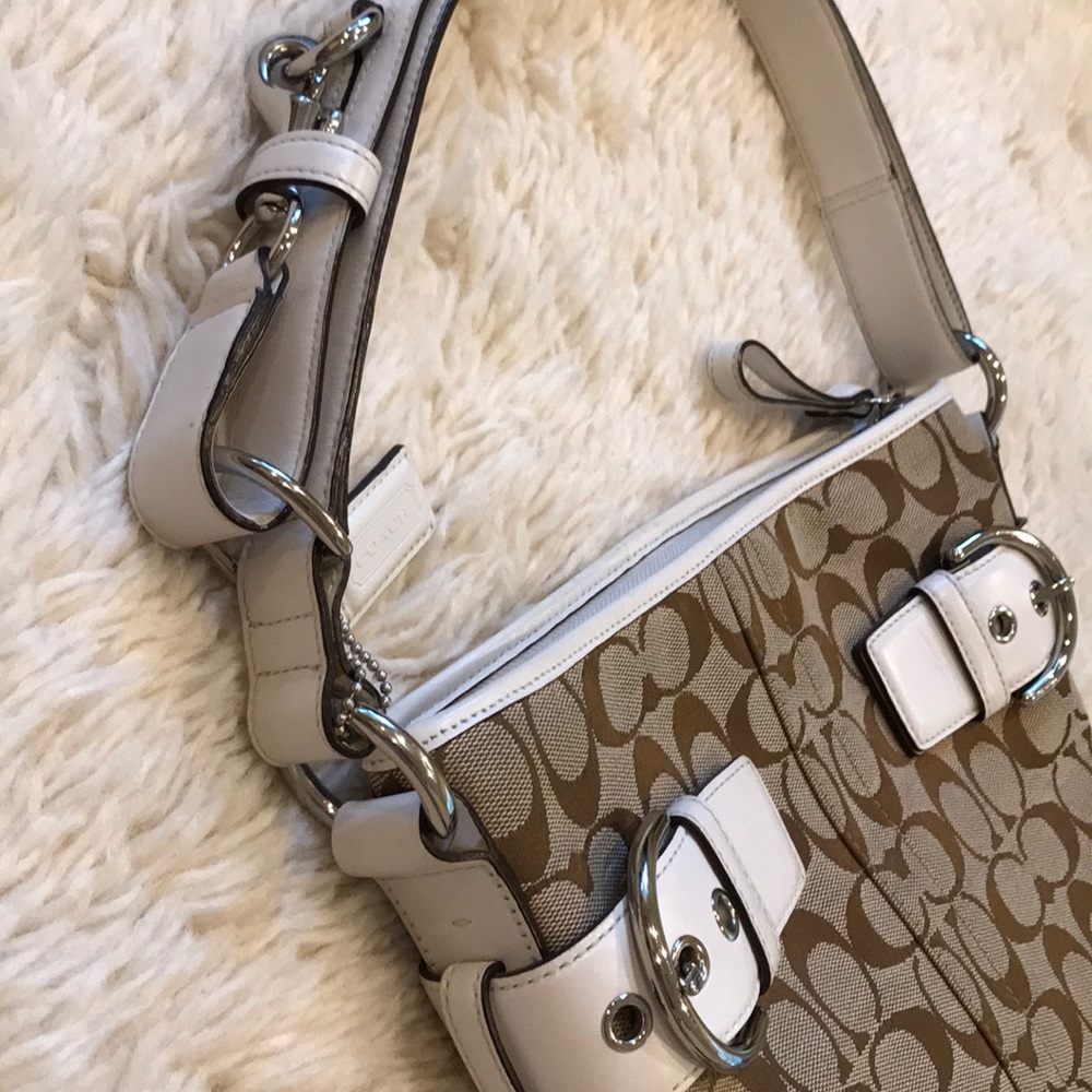 Coach shoulder bag and wristlet - Picture 6 of 6